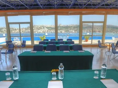 Bay 4*