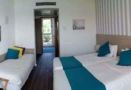 Bay Hotel