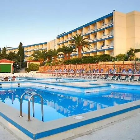 Hotel Bay 4*