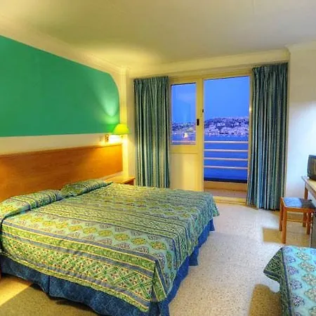 Hotel Bay