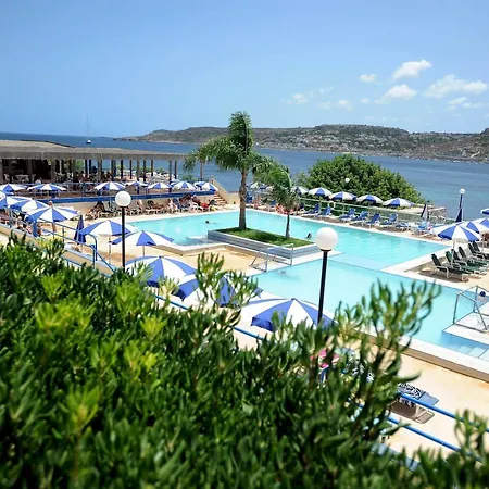 Bay Hotel 4*